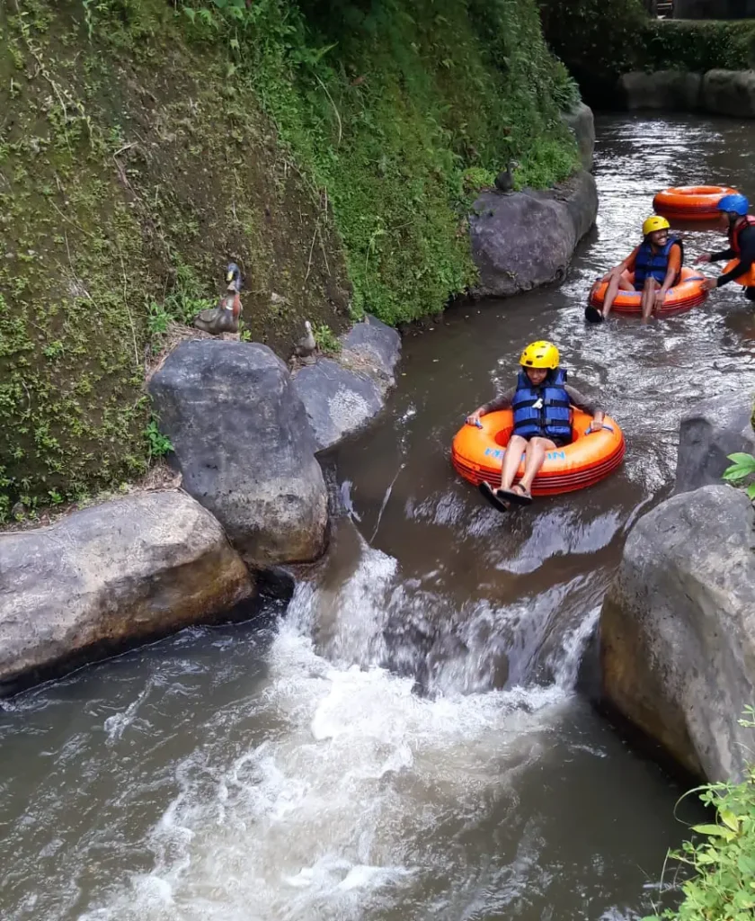 Tubing Cave Ubud