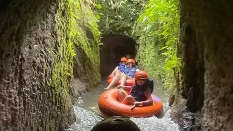 Tubing Cave Ubud